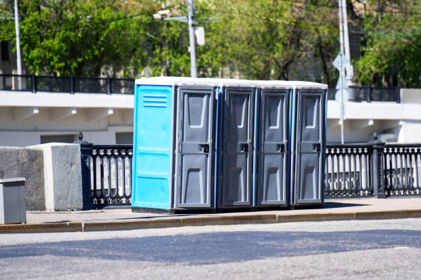 Portable bathroom rental in Weston, MO